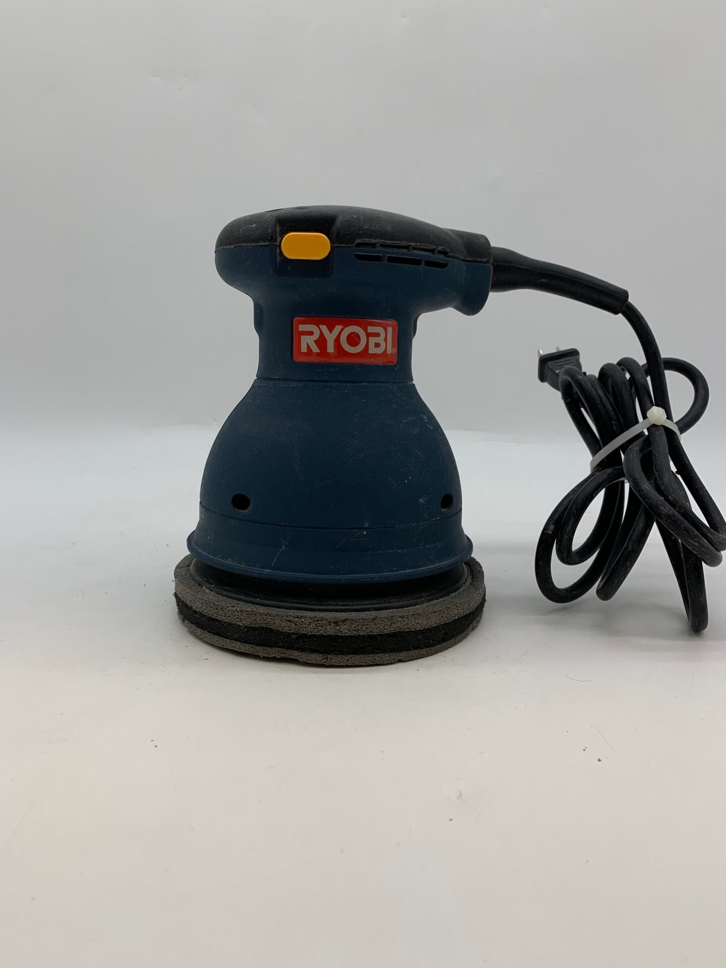 IMG_6315 Ryobi RB60 6” Random Orbit Sander Corded 120V Tested Working - Image 1