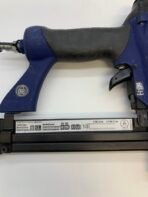 Campbell Hausfeld CHN10310 18 Gauge Pneumatic Crown Stapler - Image 3