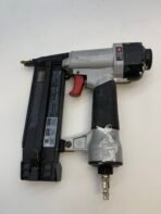 Porter Cable BN200SB 18 Gauge Pneumatic Brad Nailer Tested Working