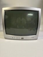 Toshiba 19A25C 19” CRT Color TV Retro Gaming Television Tested Works 2005 - Image 2