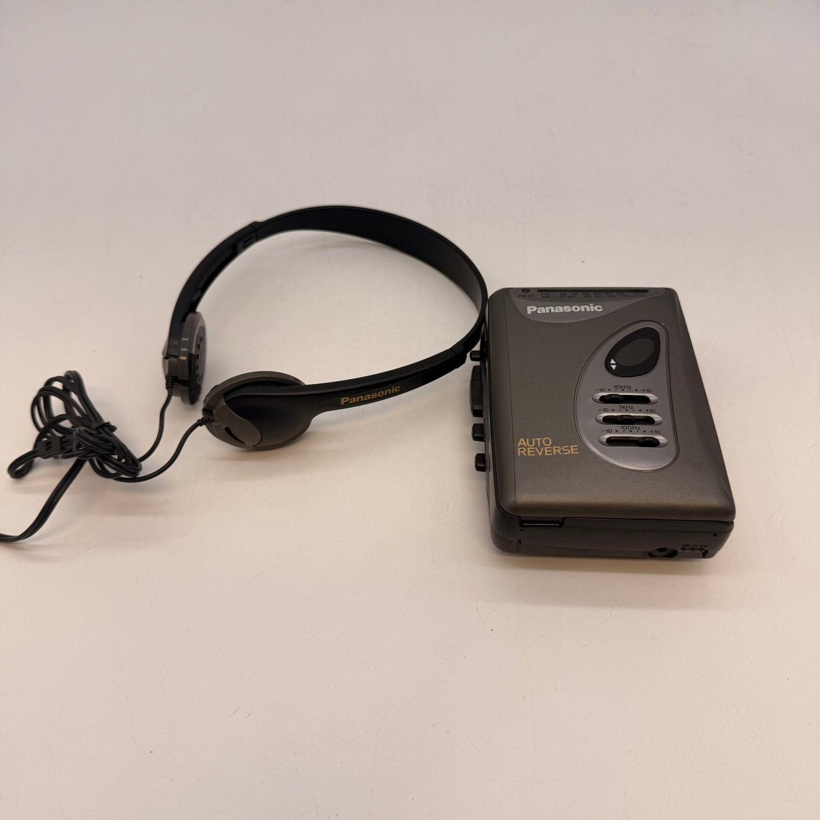 IMG_6998 Panasonic RQ-V160 Auto Reverse Cassette Player AM/FM Radio Headphones Tested - Image 1