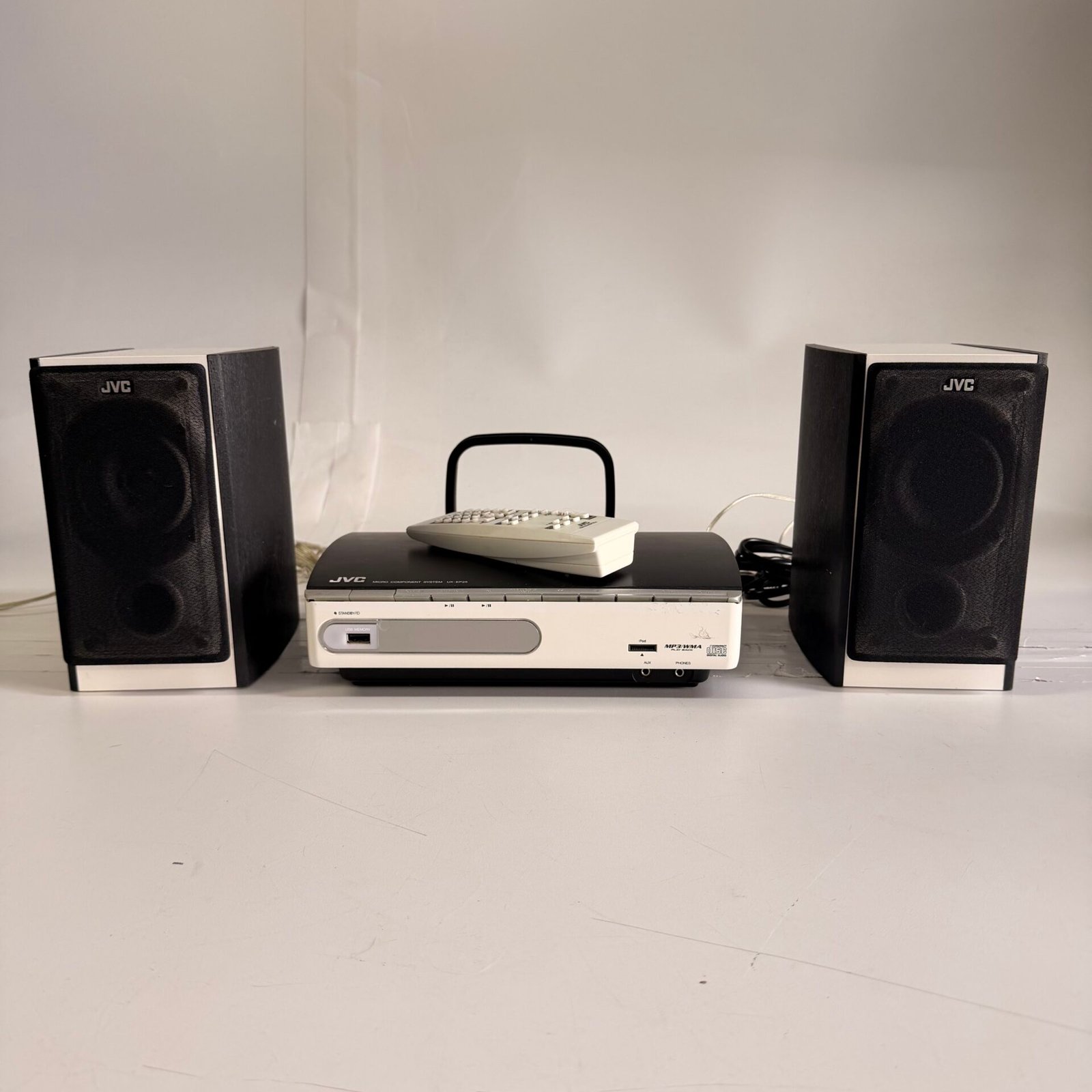 IMG_7026 JVC UX-EP25 Micro Hi-Fi Stereo CD USB iPod FM System w/Remote Tested - Image 1