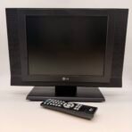 LG 15LS1R 15” LCD Retro Gaming TV VGA S-Video Remote Tested