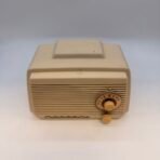 Vintage Marconi Model 305 Tube Radio Cream Bakelite - Image 2
