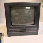 Samsung MVR2100C 14” CRT TV VCR Combo Remote Manual - Image 12