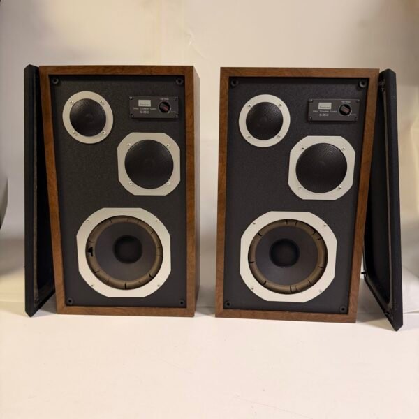 Sansui S-35C Vintage 3-Way Bookshelf Speakers Pair Tested Working Made Canada