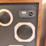 Sansui S-35C Vintage 3-Way Bookshelf Speakers Pair Tested Working Made Canada - Image 2