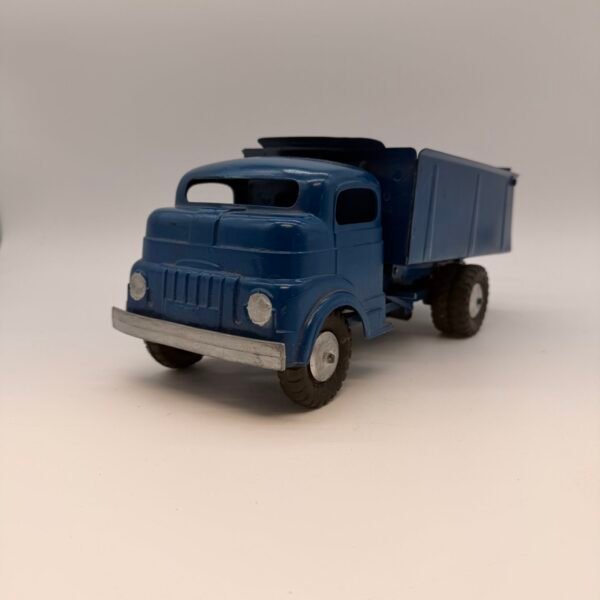 Vintage 1950s Structo C-1502 Wind-Up Dump Truck Pressed Steel Toy USA