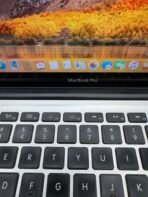 Apple MacBook Pro 13" A1278 Core i7 2.7GHz 8GB RAM 250GB SSD w/ Adapter - Image 2