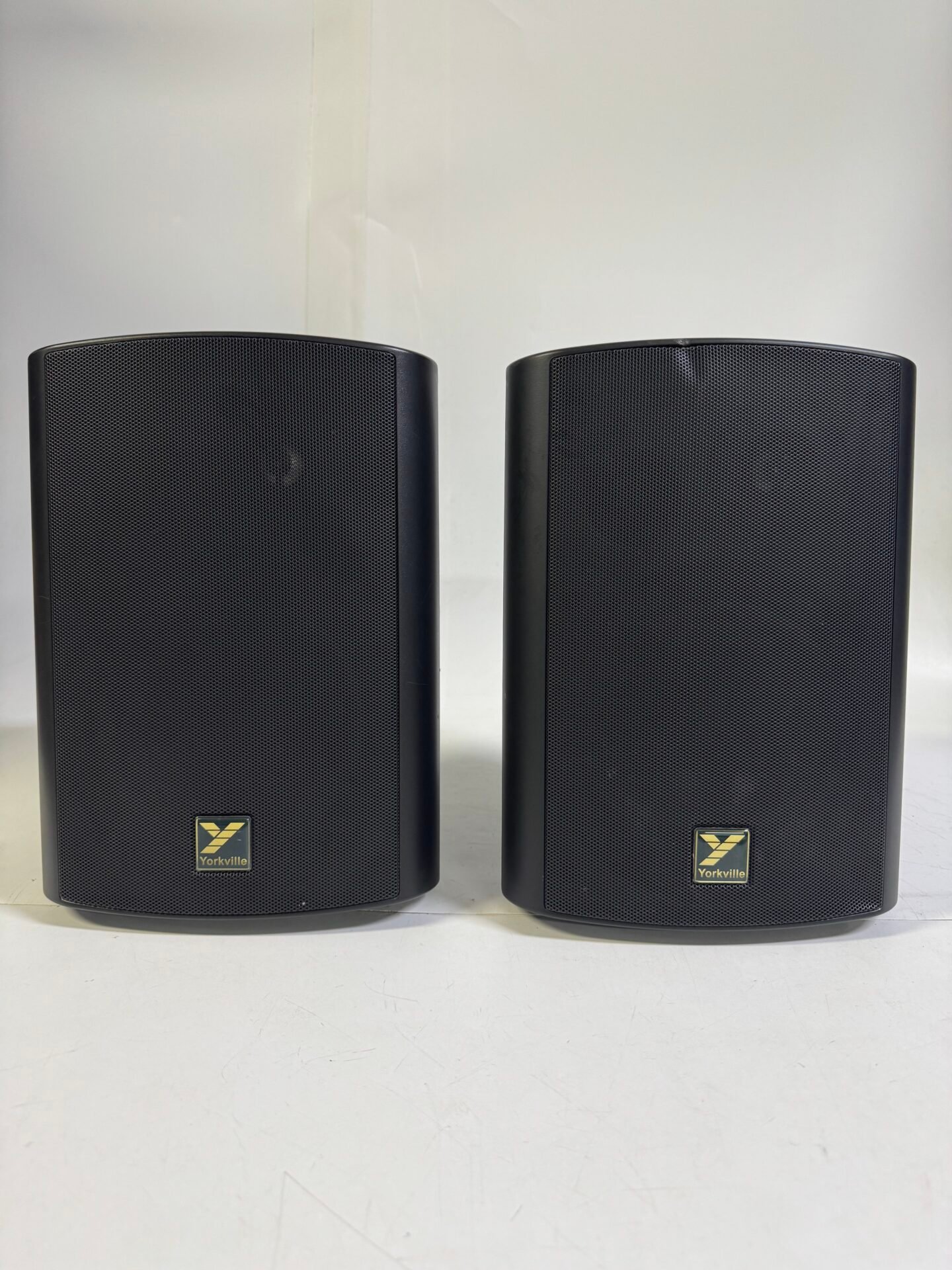 IMG_0453 Yorkville C130 Pair 6.5" 2-Way Speakers 100W 8 Ohm Tested Working - Image 1