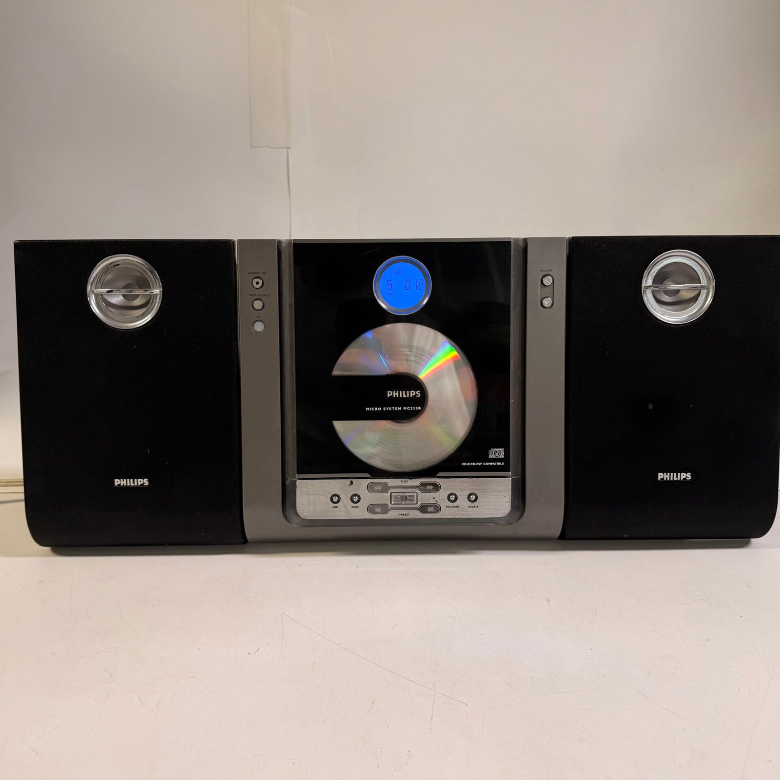IMG_1667 Philips MC235B/37 Micro Hi-Fi Stereo CD Player AM/FM Speakers Tested Working - Image 1