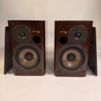 Onkyo D-202AX LTD Bookshelf Speakers Pair 6 Ohm 80W Made in Japan Wood